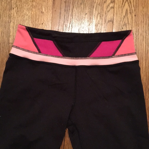 lululemon athletica Pants - Lulu lemon yoga pants size 4